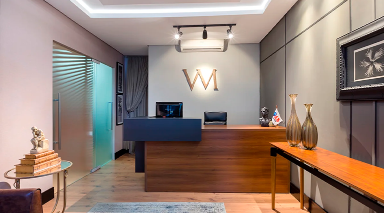 Vargas & Mildemberg Advogados Associados Advocacia em Direito Imobiliário em Balneário Camboriú, SC jurídico representado por equipe de advogados especializados na área imobiliária atendendo clientes na região de Santa Catarina.